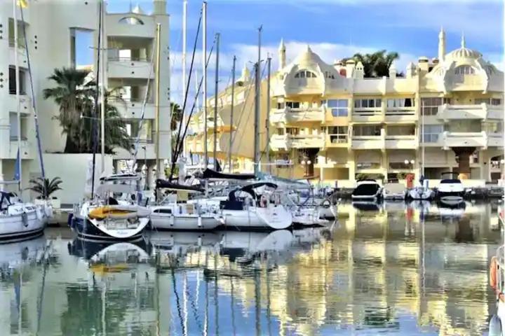 New Confort Benalmadena Exterior photo